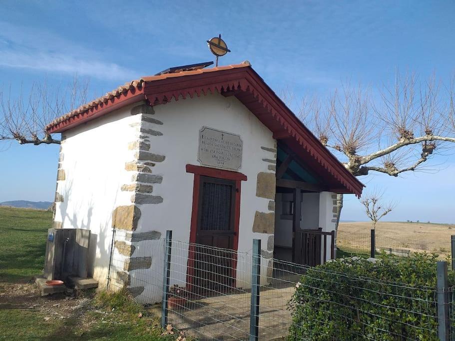 סן-ז'אן-פייה-דה-פור Gite Individuel Au Pays Basque A 1,5Km De St-Jean-Pied-De-Port מראה חיצוני תמונה