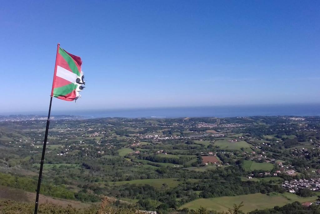 סן-ז'אן-פייה-דה-פור Gite Individuel Au Pays Basque A 1,5Km De St-Jean-Pied-De-Port מראה חיצוני תמונה